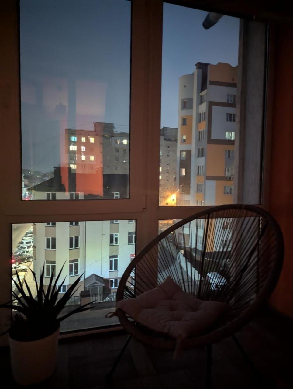2-Кім Новобудова, Центр, Провулок Лапушкіна , 9 Daire Khmelʼnytsʼkyy Dış mekan fotoğraf